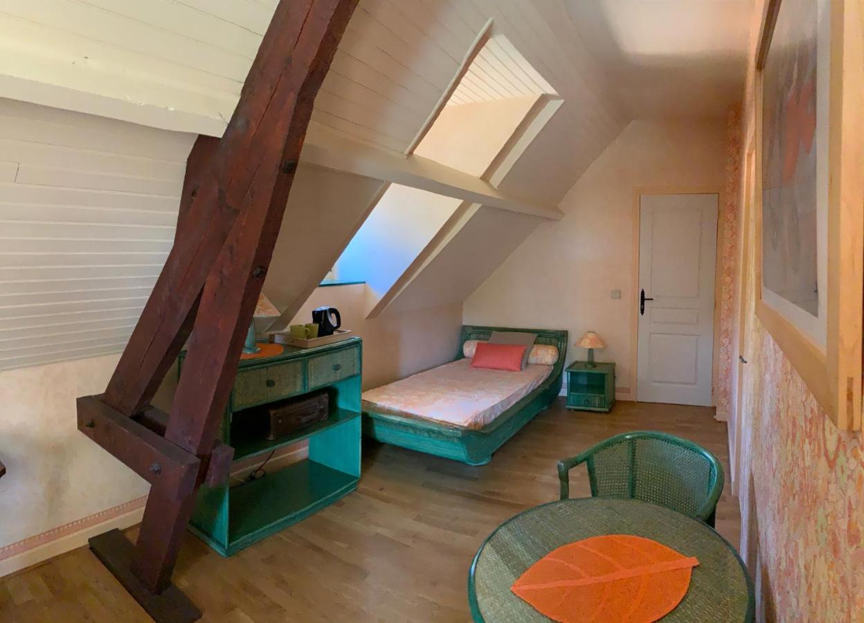 Bed and Breakfast Le Moulin Du Boisset Saint-Denis-lès-Martel Zewnętrze zdjęcie